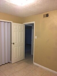 6110 W Mt Houston Rd photo'