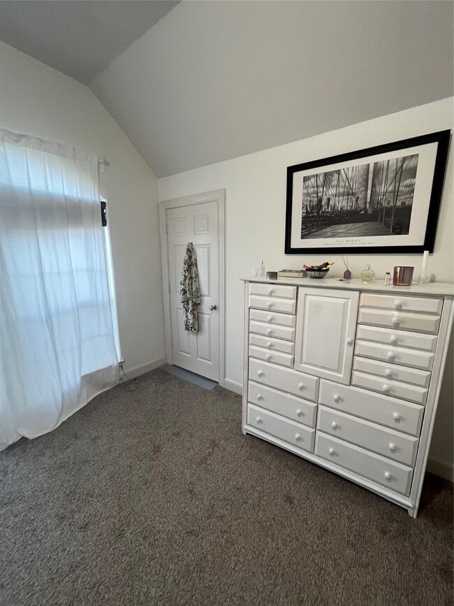 property at 1113 Peveto St