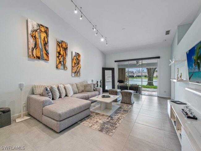 property at 6994 Lone Oak Blvd