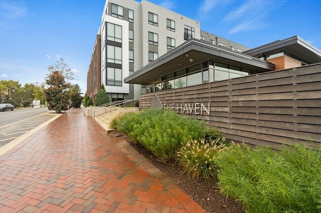 property at 145 Riverhaven Dr