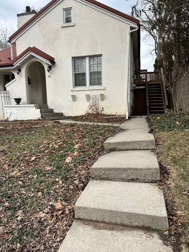 property at 26 Waterloo St