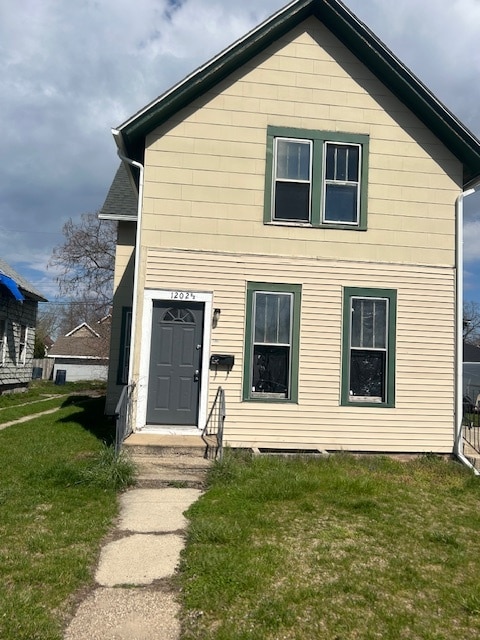 property at 1202 1/2 Elston St
