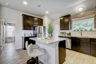 Walden Square in Pflugerville, TX - Building Photo - Building Photo