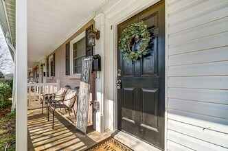 1224 Green Oaks Ln in Charlotte, NC - Building Photo - Building Photo