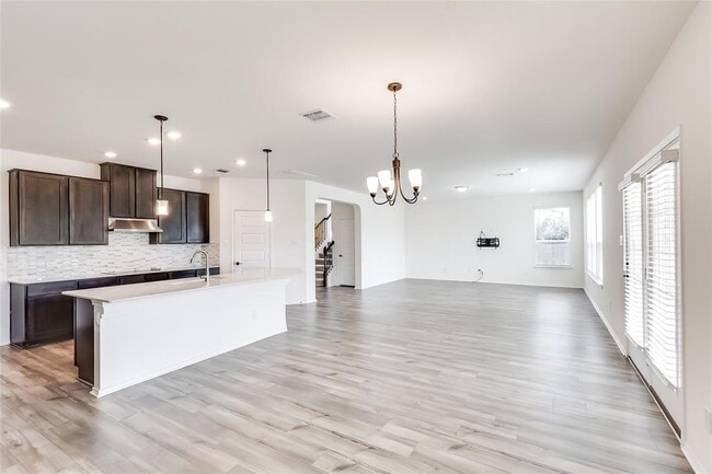 property at 716 Priscilla Ct