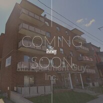 37 Wellington St S in Hamilton, ON - Building Photo