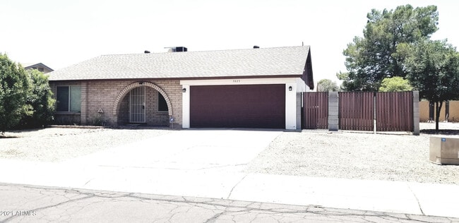 property at 3825 W Libby St