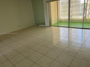 225 Bonnie Blvd-Unit -306 in Palm Springs, FL - Building Photo - Building Photo