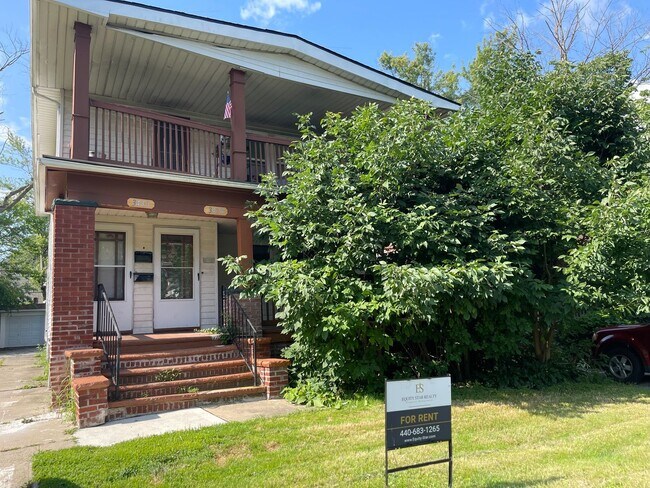 property at 3428 Altamont Rd