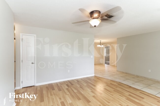 6217 Indian Ln in Lakeland, FL - Foto de edificio - Building Photo