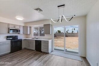 2018 W Western Dr in Chandler, AZ - Building Photo - Building Photo