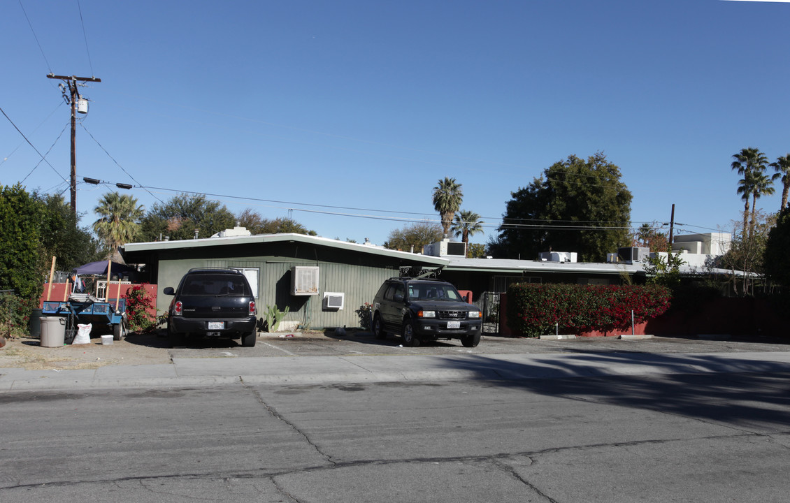 3970 E Calle De Ricardo in Palm Springs, CA - Building Photo