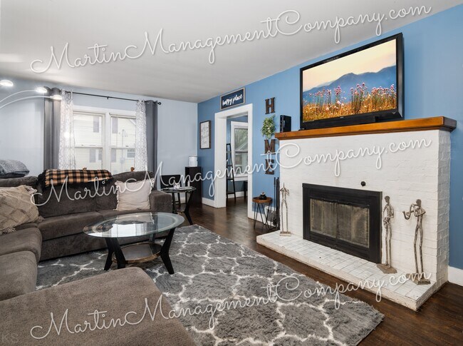 906 S Barrett Ave in Sedalia, MO - Building Photo - Building Photo