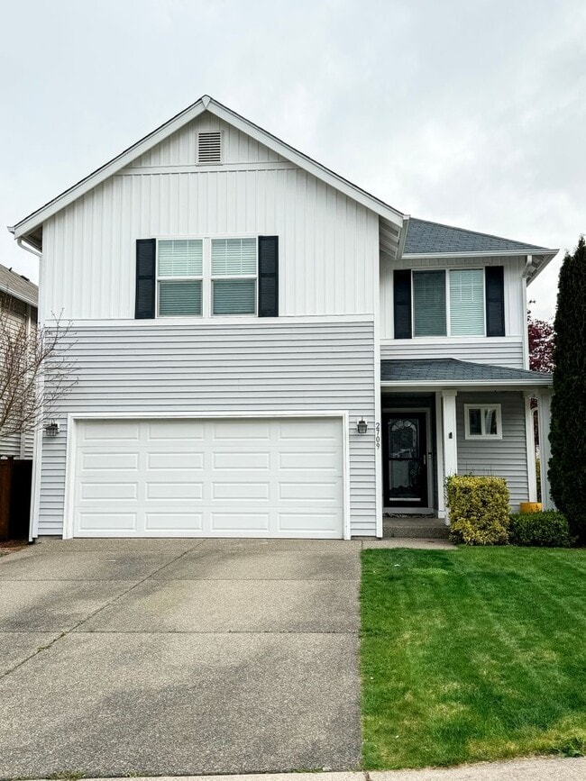 2709 S W Fiscal St in Port Orchard, WA - Building Photo - Building Photo