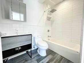 169 W 228th St in New York, NY - Building Photo - Building Photo