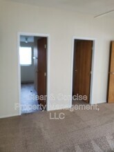 1222 Bramblewood Ln in Eugene, OR - Building Photo - Building Photo