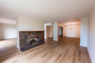 2201 Via Carrillo, Unit 2201 Via Carillo Palos Ve in Palos Verdes Estates, CA - Building Photo - Building Photo