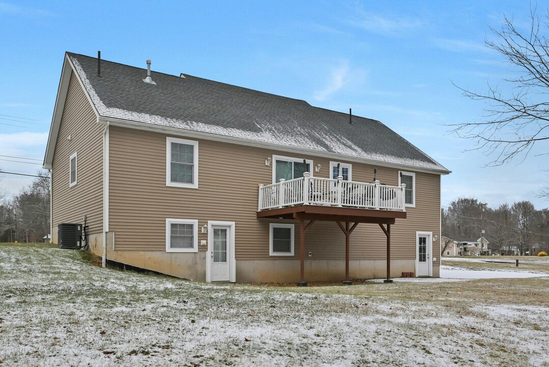 116 Rock Cut Rd in Newburgh, NY - Building Photo