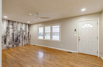 505 W Walnut St in Leitchfield, KY - Building Photo - Building Photo