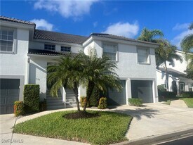 975 Partridge Cir in Naples, FL - Building Photo