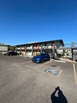 Spring Leaf Apartments in Tempe, AZ - Building Photo