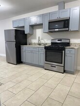 1826 S Hamlin Ave-Unit -G in Chicago, IL - Building Photo - Building Photo