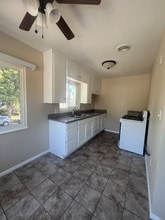 2006 E Whiting Ave in Fullerton, CA - Building Photo - Building Photo