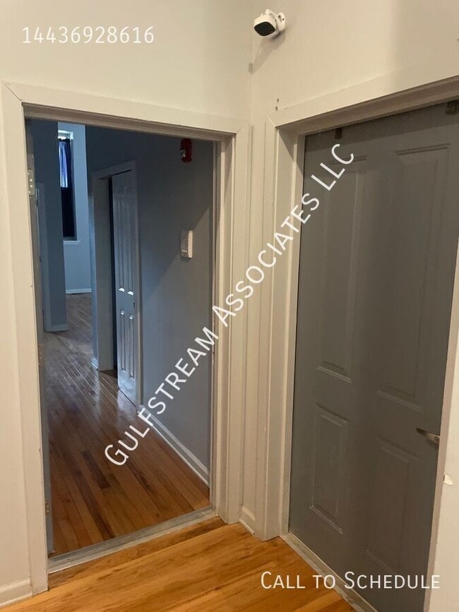 416 N Howard St in Baltimore, MD - Building Photo - Building Photo