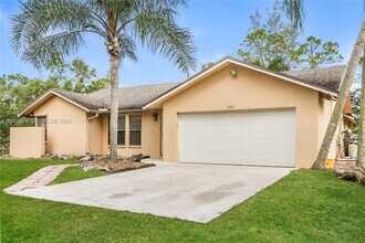 17413 42nd Rd N in The Acreage, FL - Building Photo - Building Photo