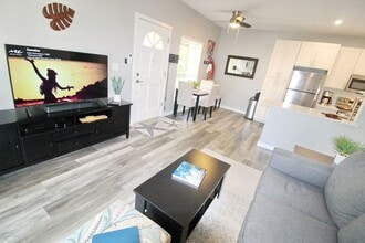 160 Keonekai Rd in Kihei, HI - Building Photo - Building Photo