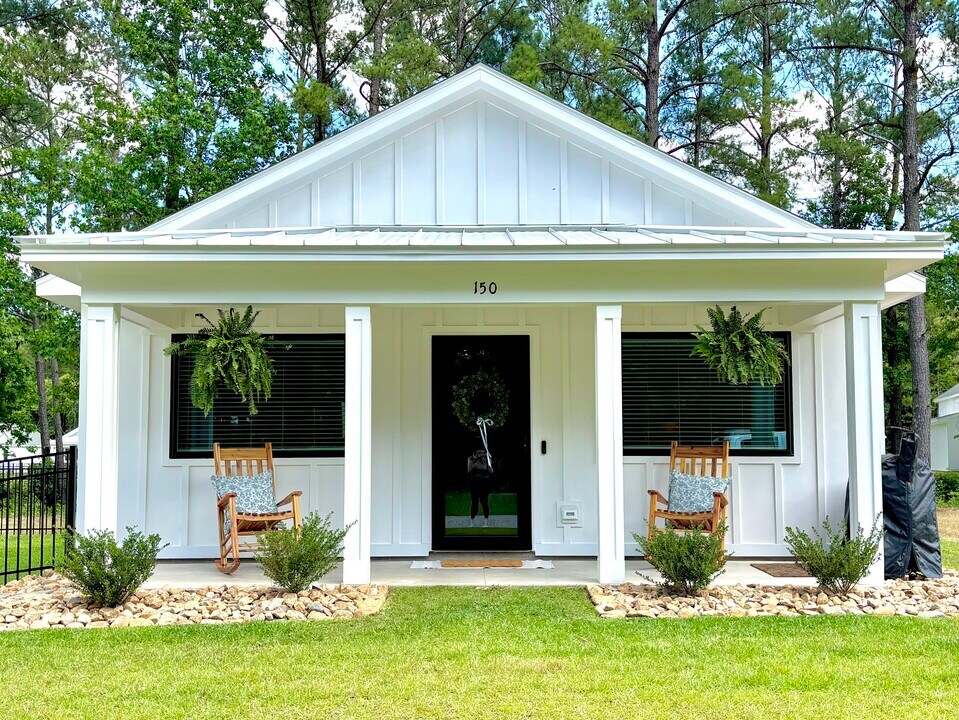 150 Long Pond Loop in Swansboro, NC - Building Photo