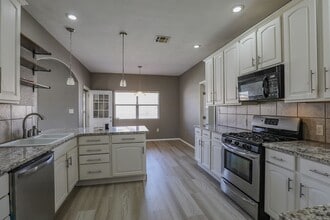 353 Chaco in Alamogordo, NM - Building Photo - Building Photo