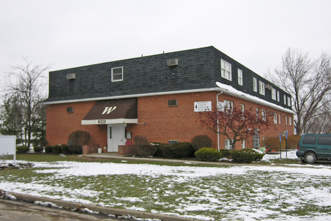 Westwood Court Apartments in Alliance, OH - Building Photo - Building Photo