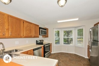 513 Woodlyn Crossing in Ballwin, MO - Foto de edificio - Building Photo