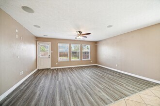 9311 Sunlit Park Dr in Humble, TX - Building Photo - Building Photo
