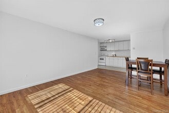 810 Blooming Grove Turnpike in New Windsor, NY - Building Photo - Building Photo