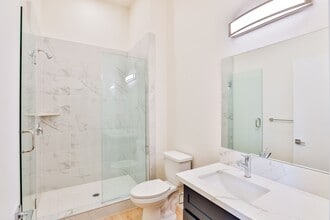 Draco Apartments in Los Angeles, CA - Building Photo - Building Photo