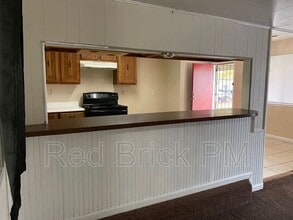 800 E 23rd St in Merced, CA - Building Photo - Building Photo