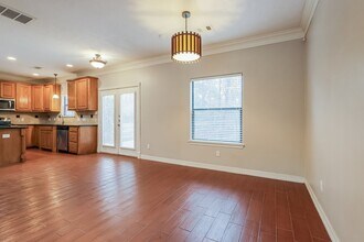 612 Spruce Dr in Conroe, TX - Building Photo - Building Photo