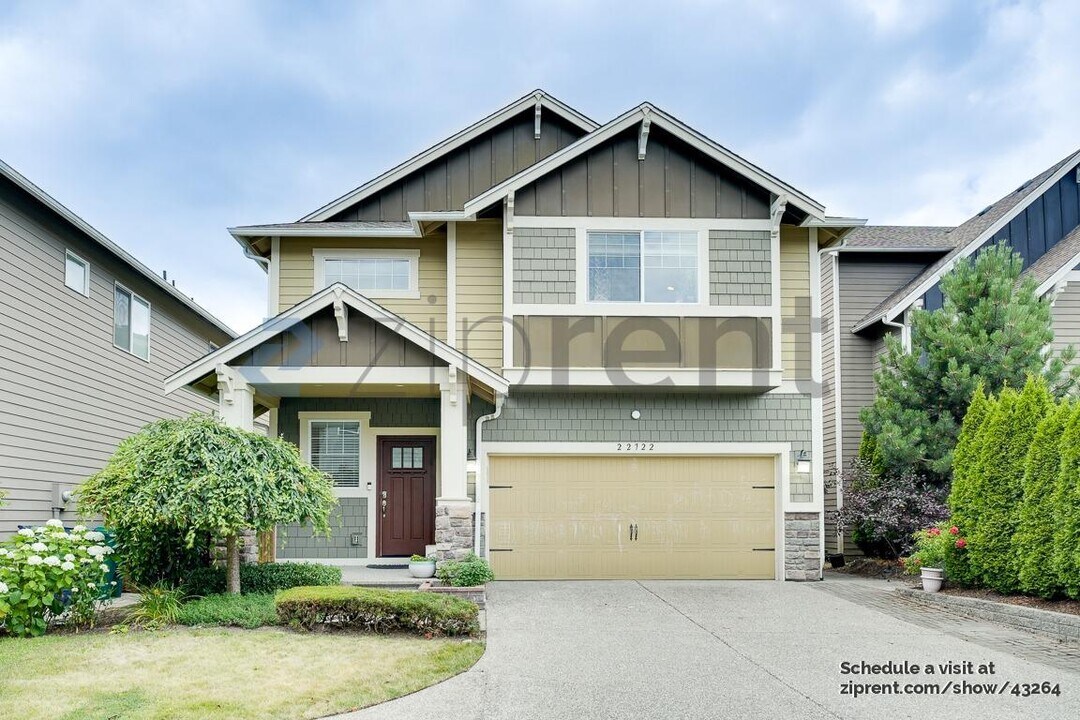 22722 36th Dr SE in Bothell, WA - Foto de edificio
