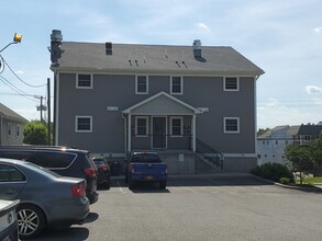 29 N Main St in Florida, NY - Building Photo - Building Photo