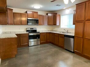 25043 E Chaplain Ln in Florence, AZ - Building Photo - Building Photo