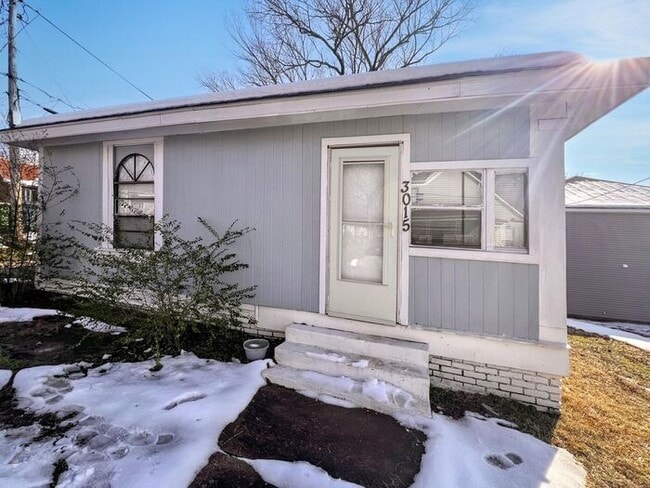 property at 3015 W 15th St