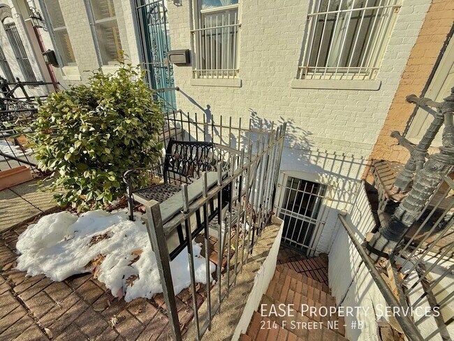 214 F St NE-Unit -#B in Washington, DC - Building Photo - Building Photo