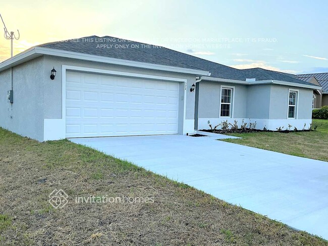524 NE 6th Ave in Cape Coral, FL - Building Photo - Building Photo