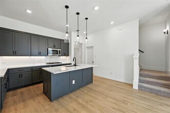 913 Janwood Dr in Plano, TX - Building Photo - Building Photo