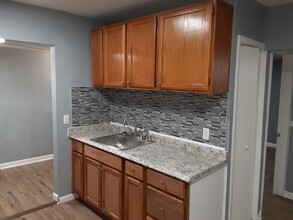 7228 Chalmers Ave in Warren, MI - Building Photo - Building Photo
