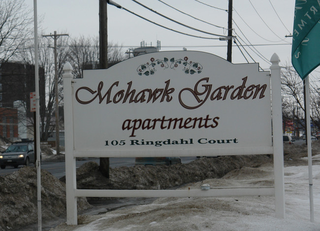 Mohawk Garden in Rome, NY - Building Photo - Building Photo