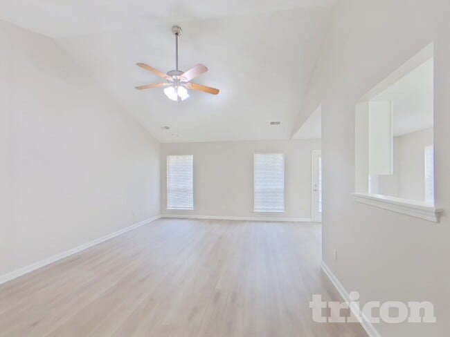 121 Green Rose Rd in Columbia, SC - Foto de edificio - Building Photo