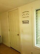 200 Sanders Hill Dr in Weaver, AL - Building Photo - Building Photo